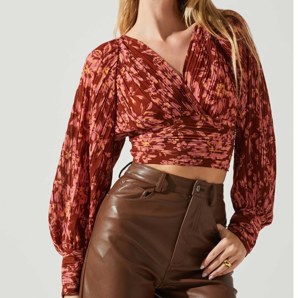 Astr the Label Women's Pernilla Cropped Top